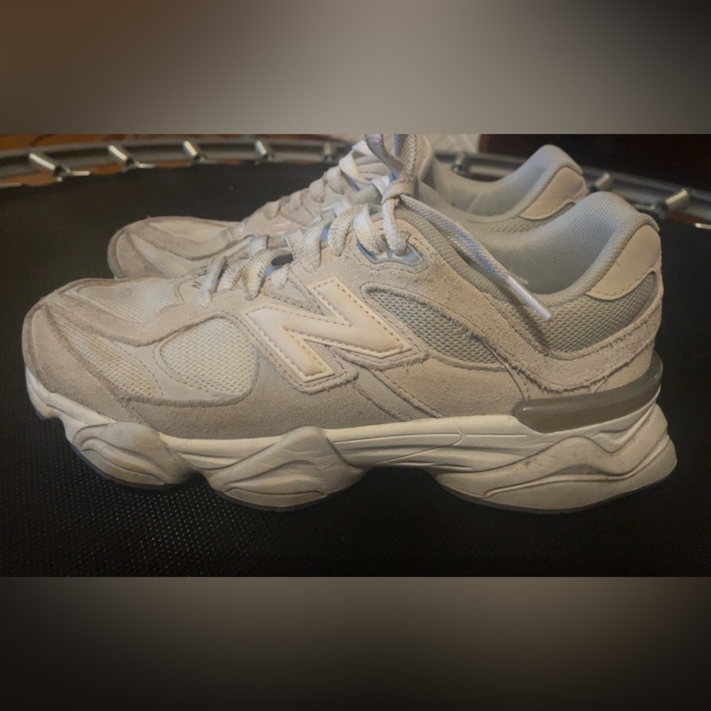 New Balance 9060s - Picture 3 of 7